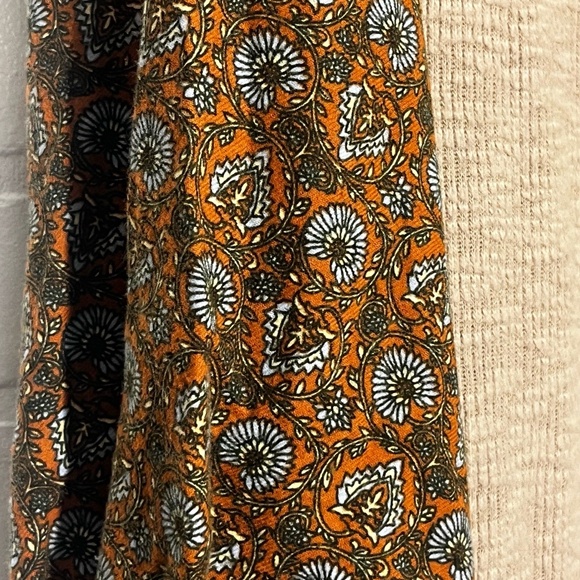 THML Womens Sweater Tan Navy Blie Orange Mixed Print Balloon Sleeve Large - Picture 4 of 7